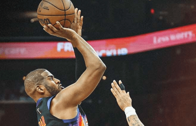 国王轻取鹈鹕，保罗点燃赛场