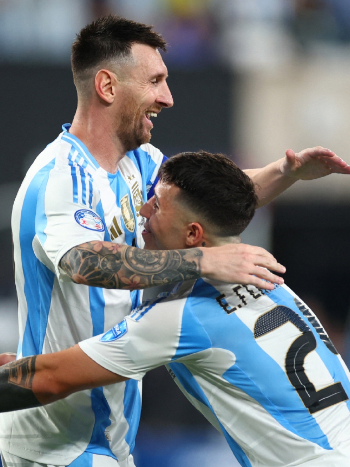 阿根廷球队新任主教练上任，承诺全力带领球队