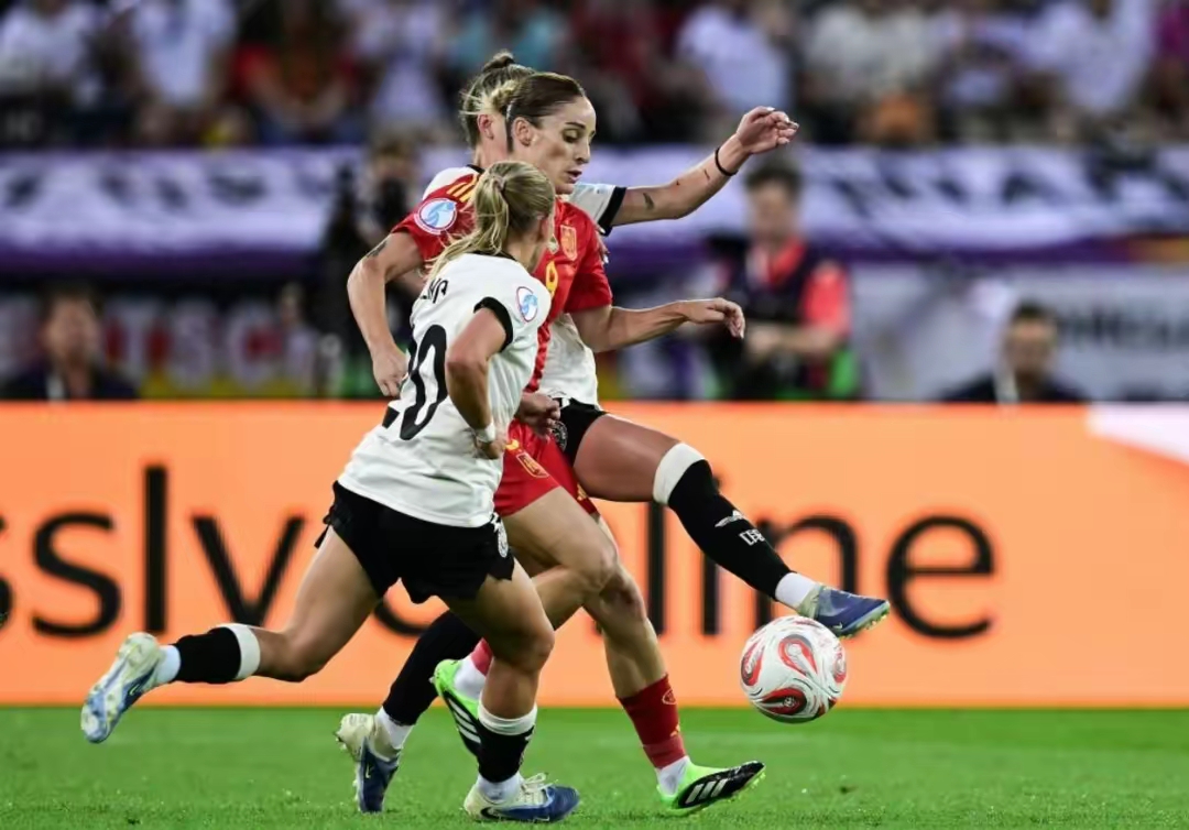 包含威尔士女足遭遇惨败，小组赛提前出局的词条