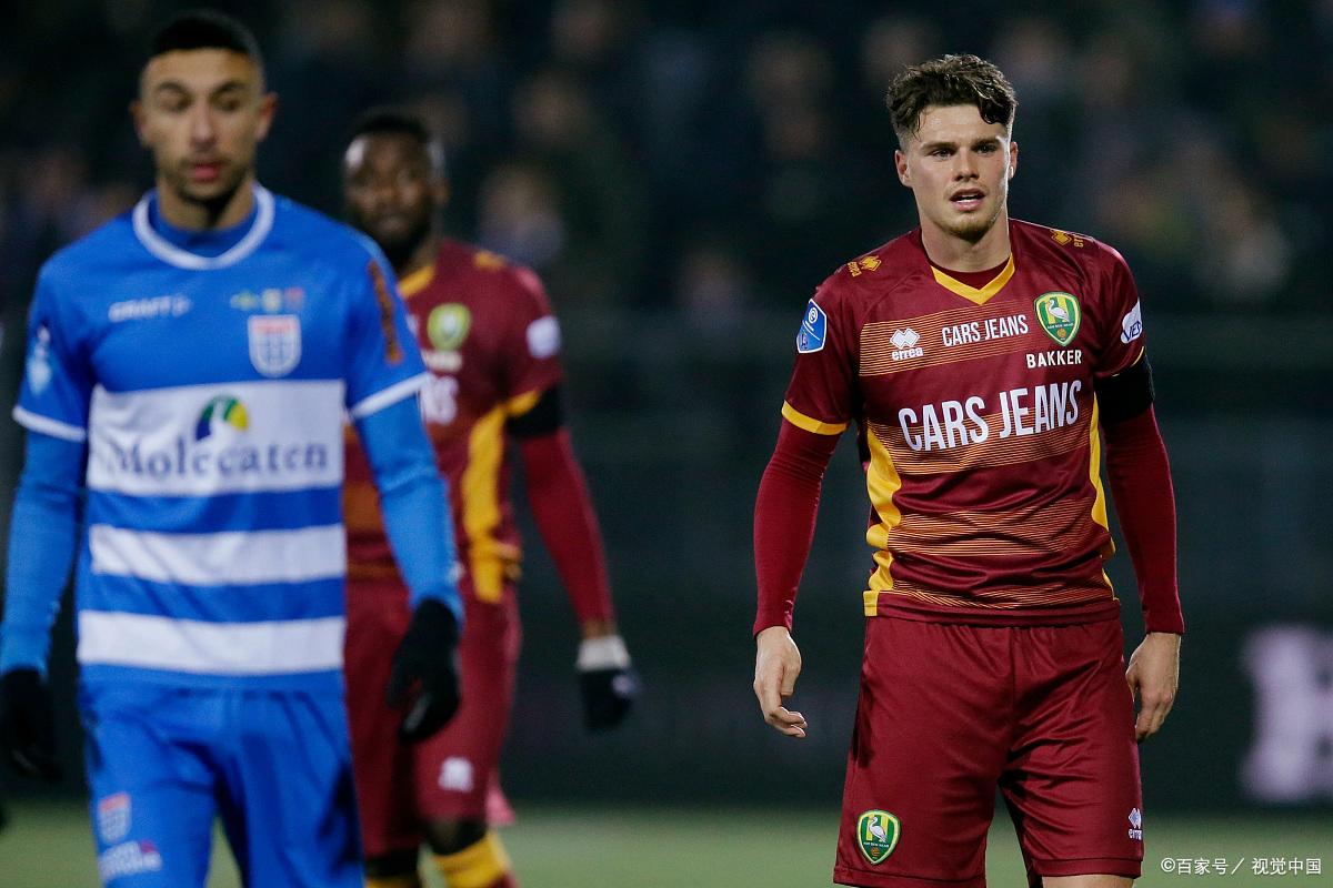 关于阿贾克斯豪取连胜，晋级显今的信息