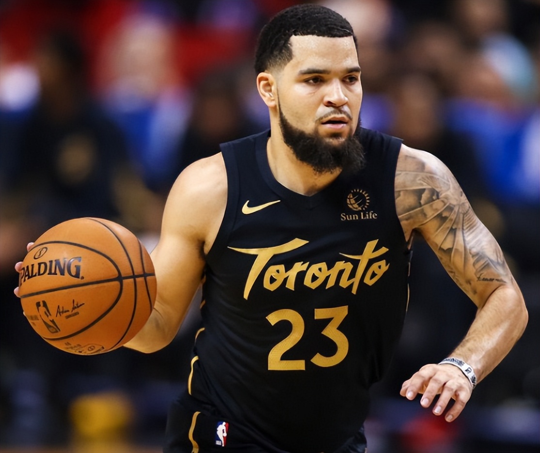 猛龙战胜魔术，范弗利特罚球绝杀，球队成功逆转的简单介绍