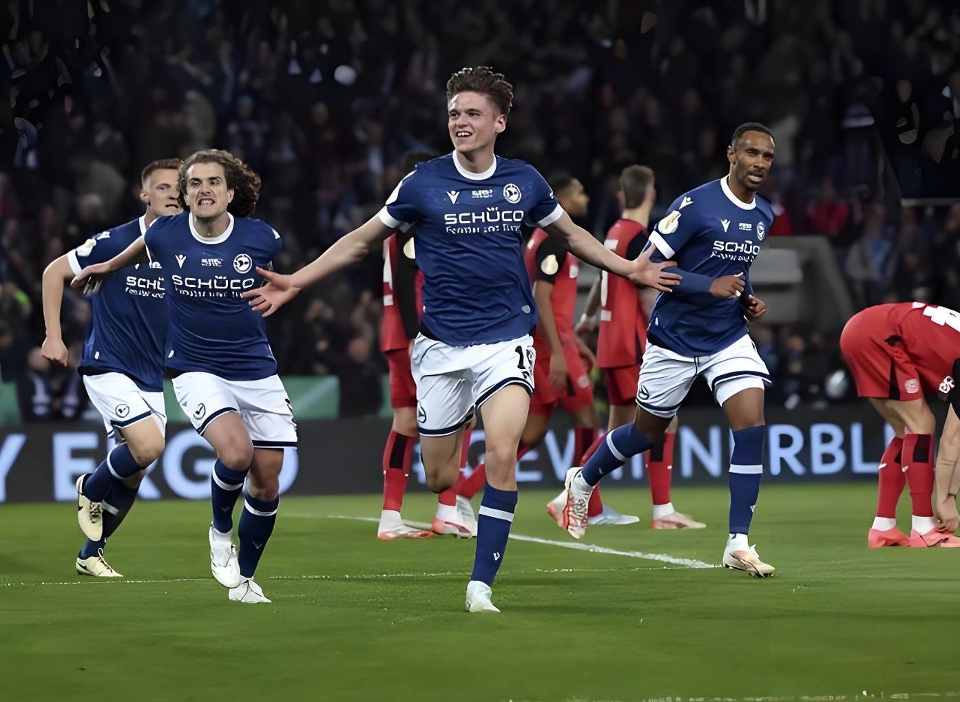 马里中场全场助攻，球队表现出色