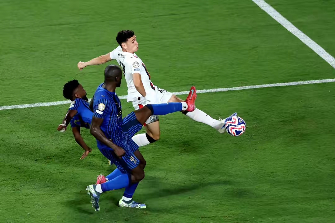 曼城一路高歌直入半决赛的简单介绍