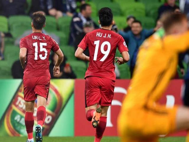 上港遭遇深圳佳兆业绝平，失去胜机