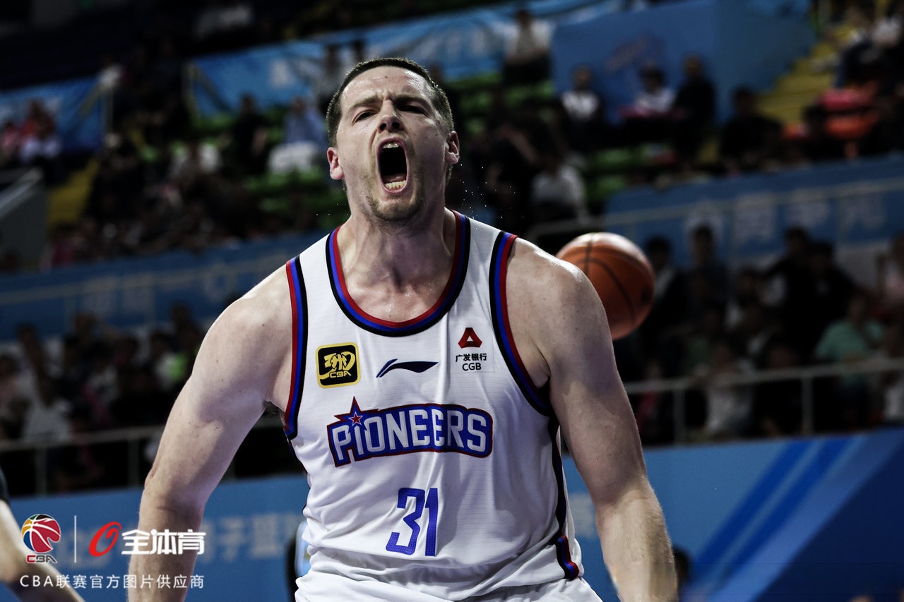 关于土耳其男篮鏖战立陶宛男篮，威斯布鲁克完成帽子戏法的信息