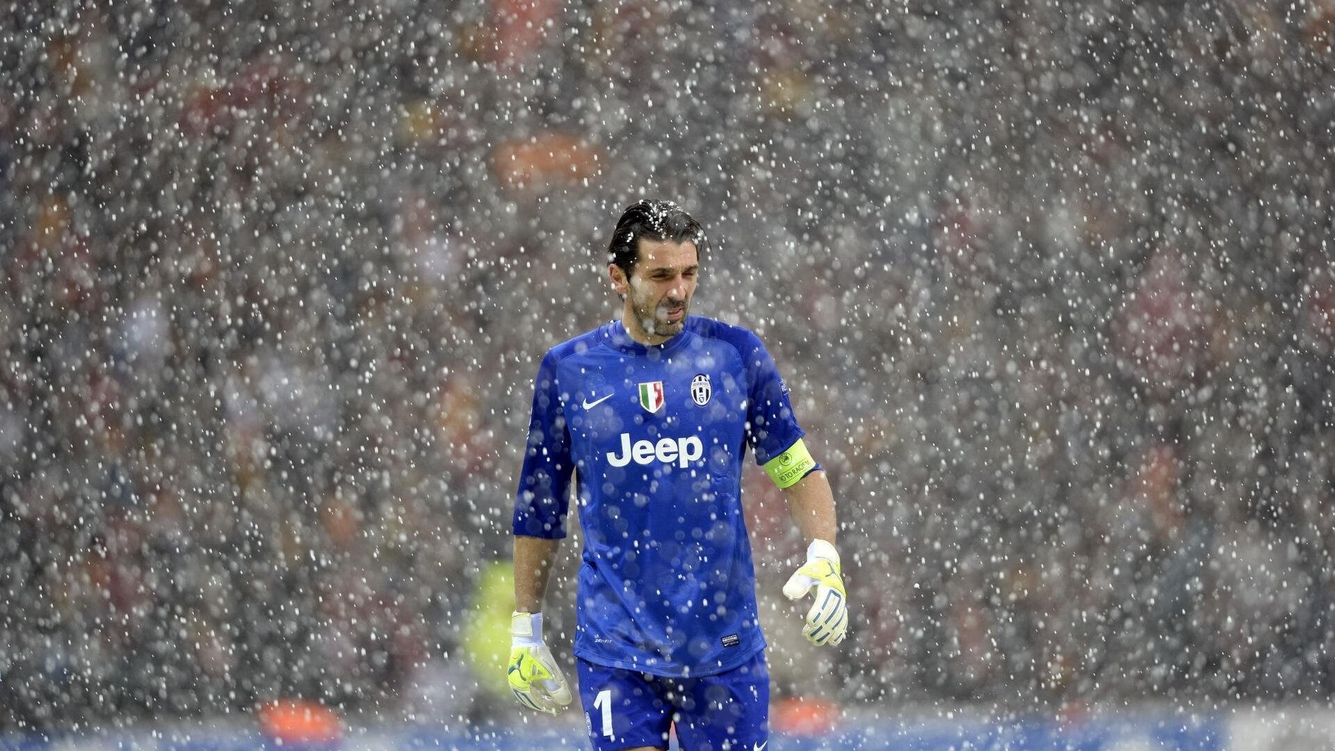 鹈鹕绝杀福建队，范弗利特点燃赛场